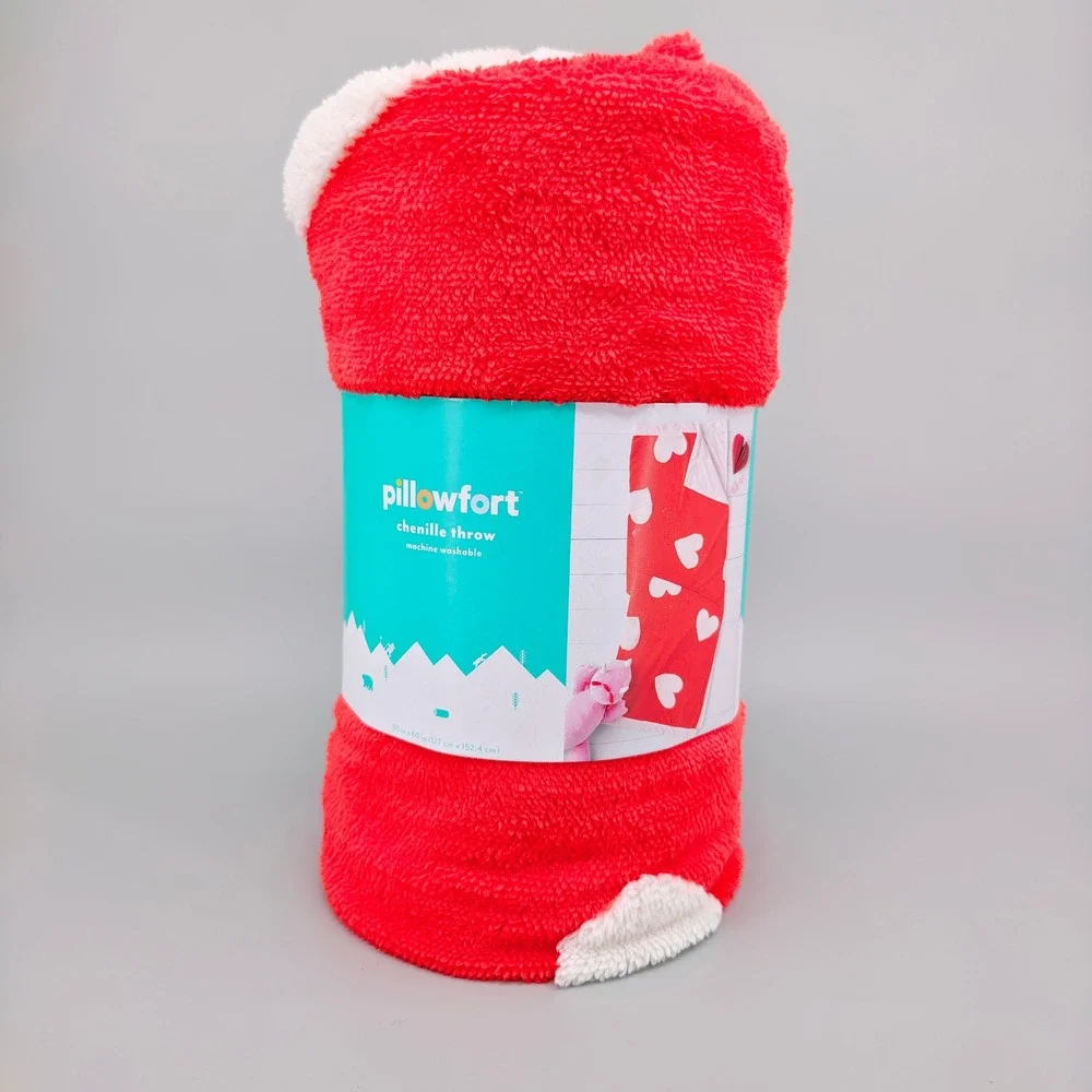 Pillowfort Chenille Throw Blanket Red White Hearts 50x60 Kids Bedding Soft New